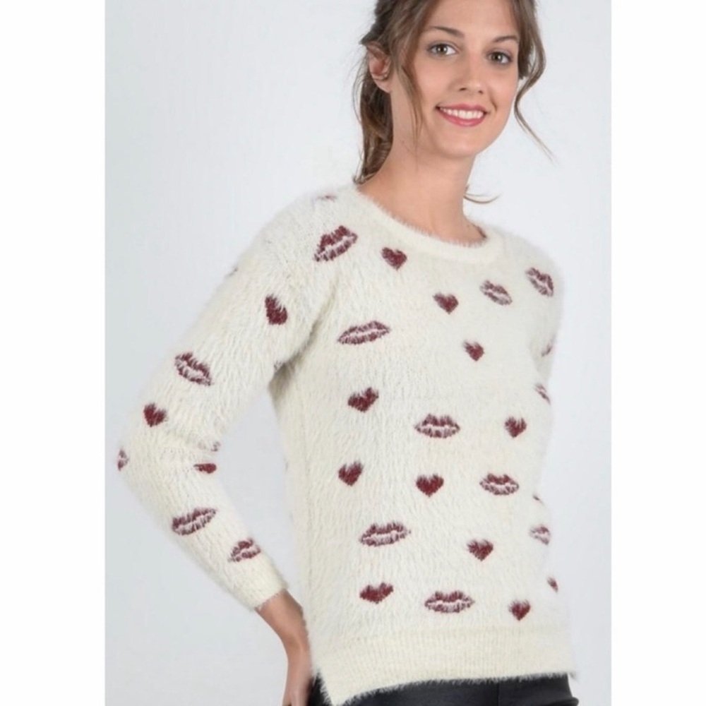 Molly Bracken Cozy‎ Cream Sweater with Red Heart and Lip Pattern